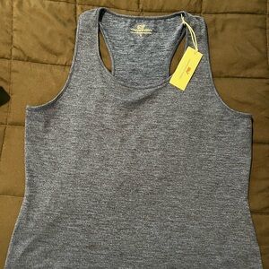 Vineyard Vines tank top.  NWT. Size L